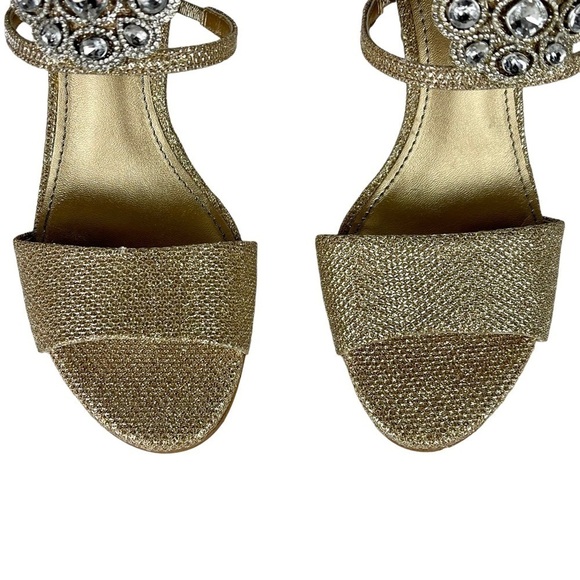 BELLE BY BADGLEY MISCHKA CRYSTAL RHINESTONE MEDALLION METALLIC EVENING SHOE - Picture 10 of 15